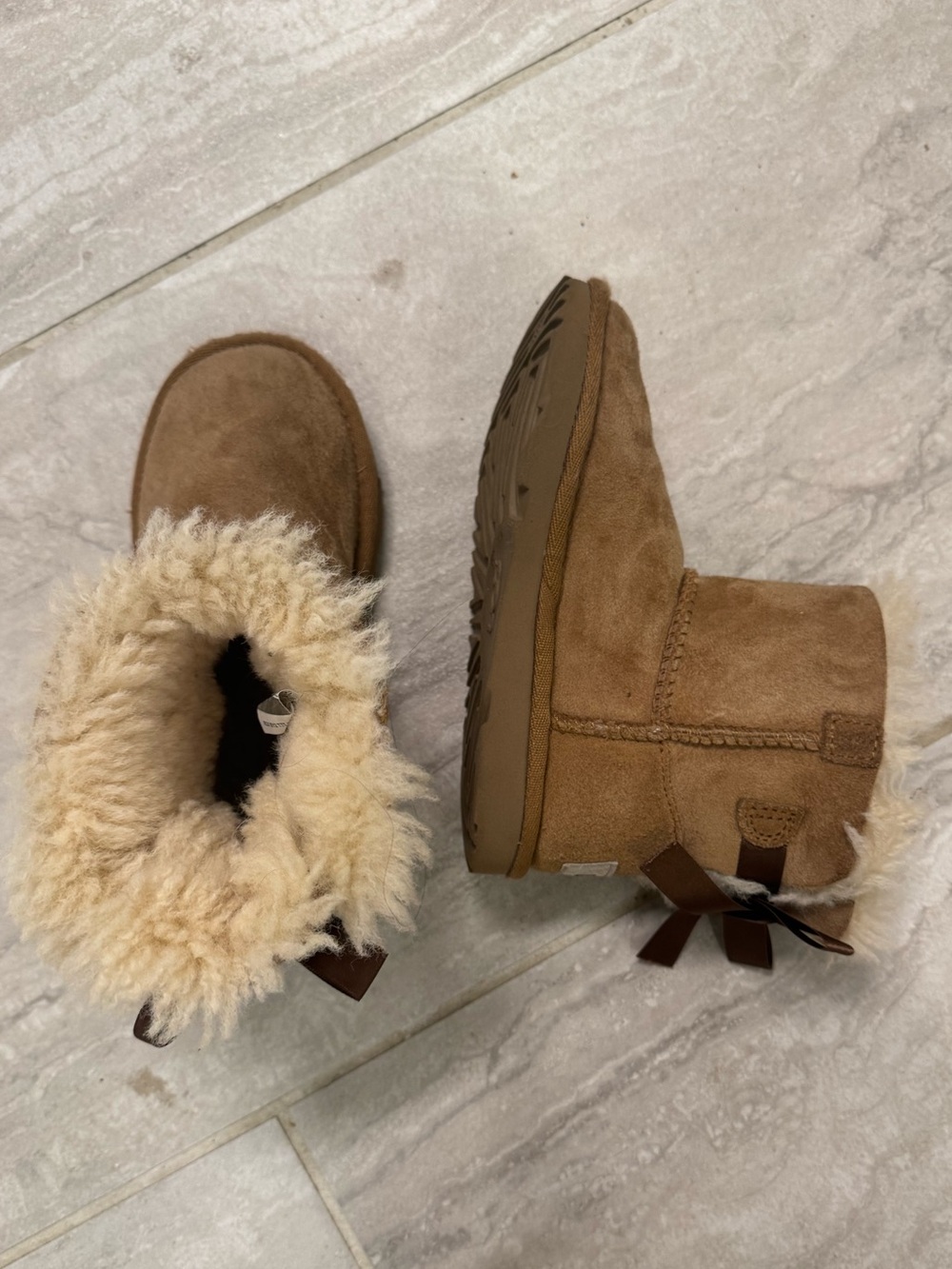 ugg bow back boots girls